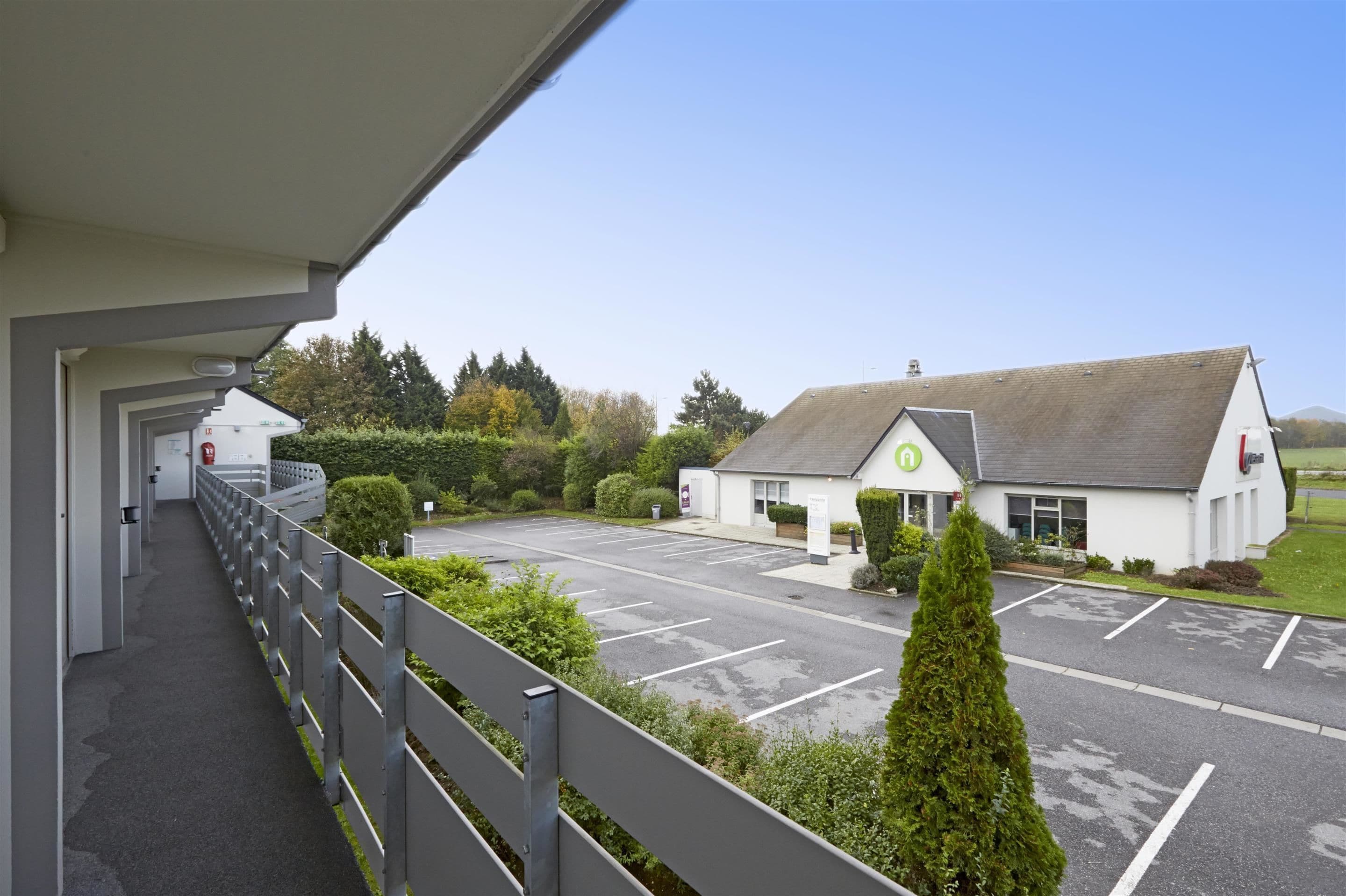 Foto - Campanile Lens