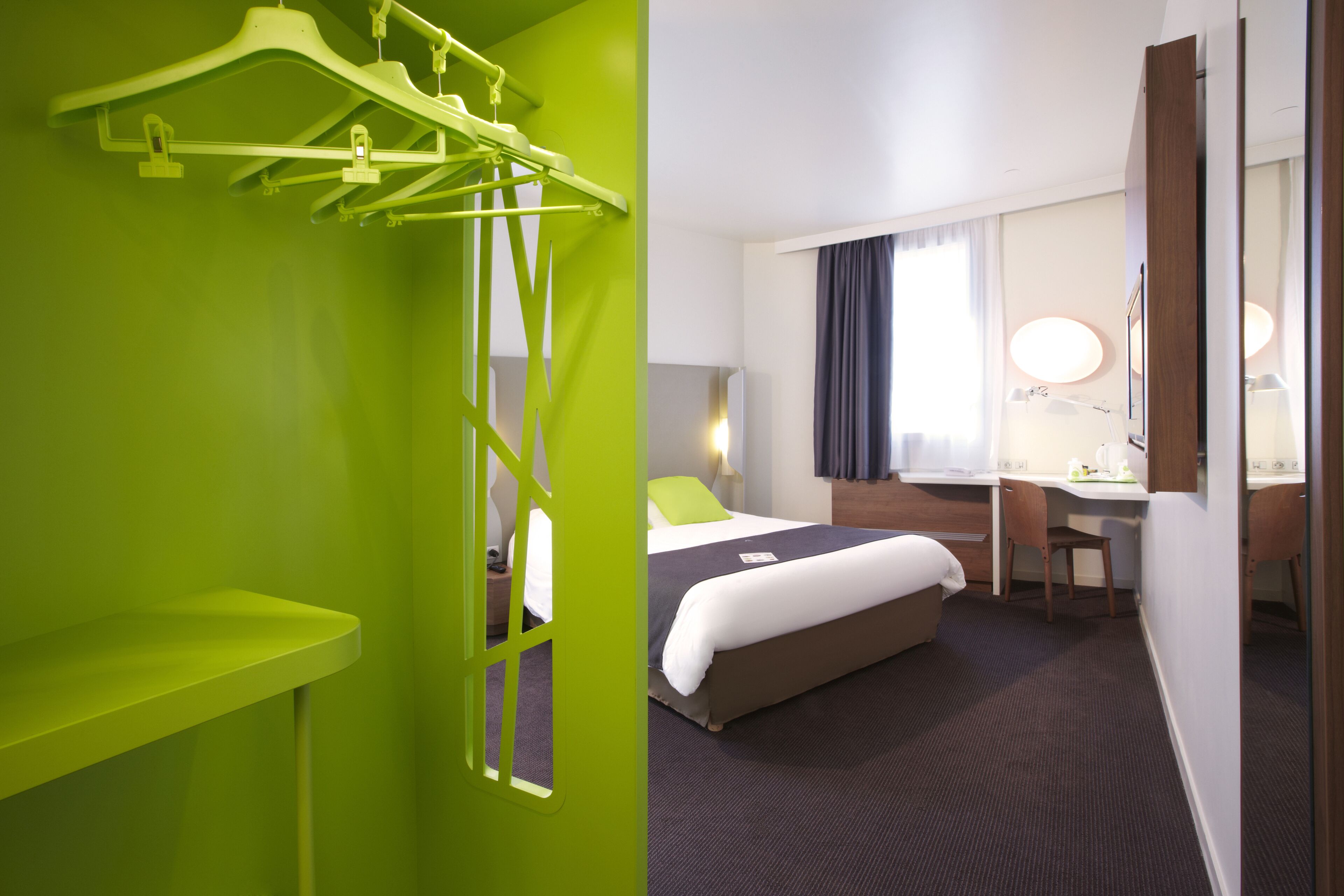 Standard Room, 1 Double Bed | Bathroom | Bathtub, eco-friendly toiletries, hair dryer, towels