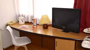 高档床上用品、办公桌、隔音、免费 WiFi