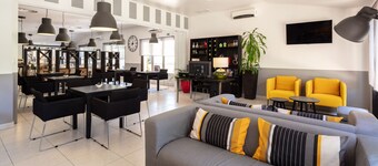 Hotel Campanile Lisbon South - Setubal