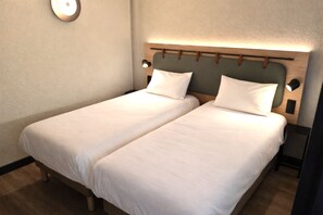Standard Room, 2 Single Beds