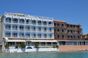 Exterior detail - Hotel Tolo (Nafplio)