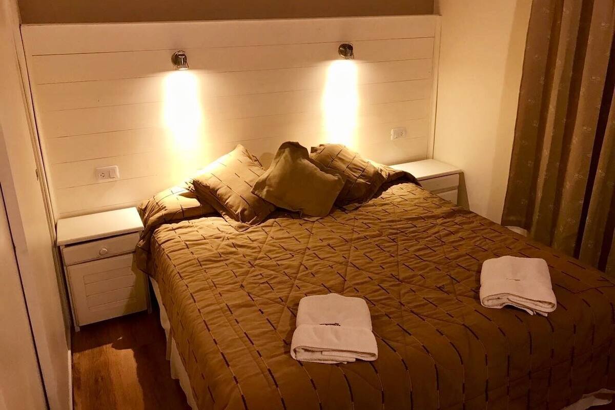 Cabin (5 People)