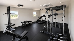 Gym - The Originals City, Hôtel Les Bruyères, Dax Nord (Castets)