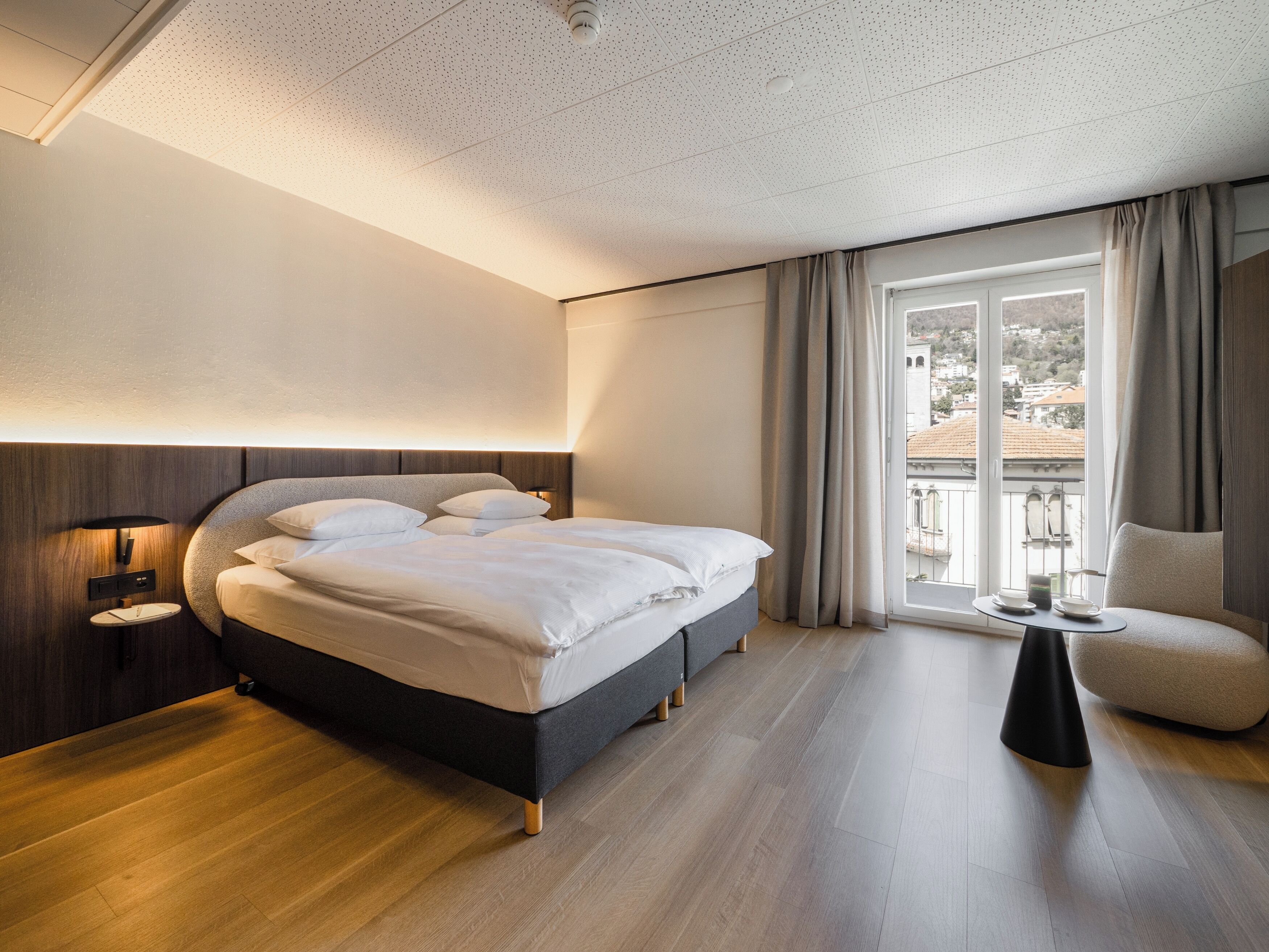 Minibar, in-room safe, desk, blackout curtains