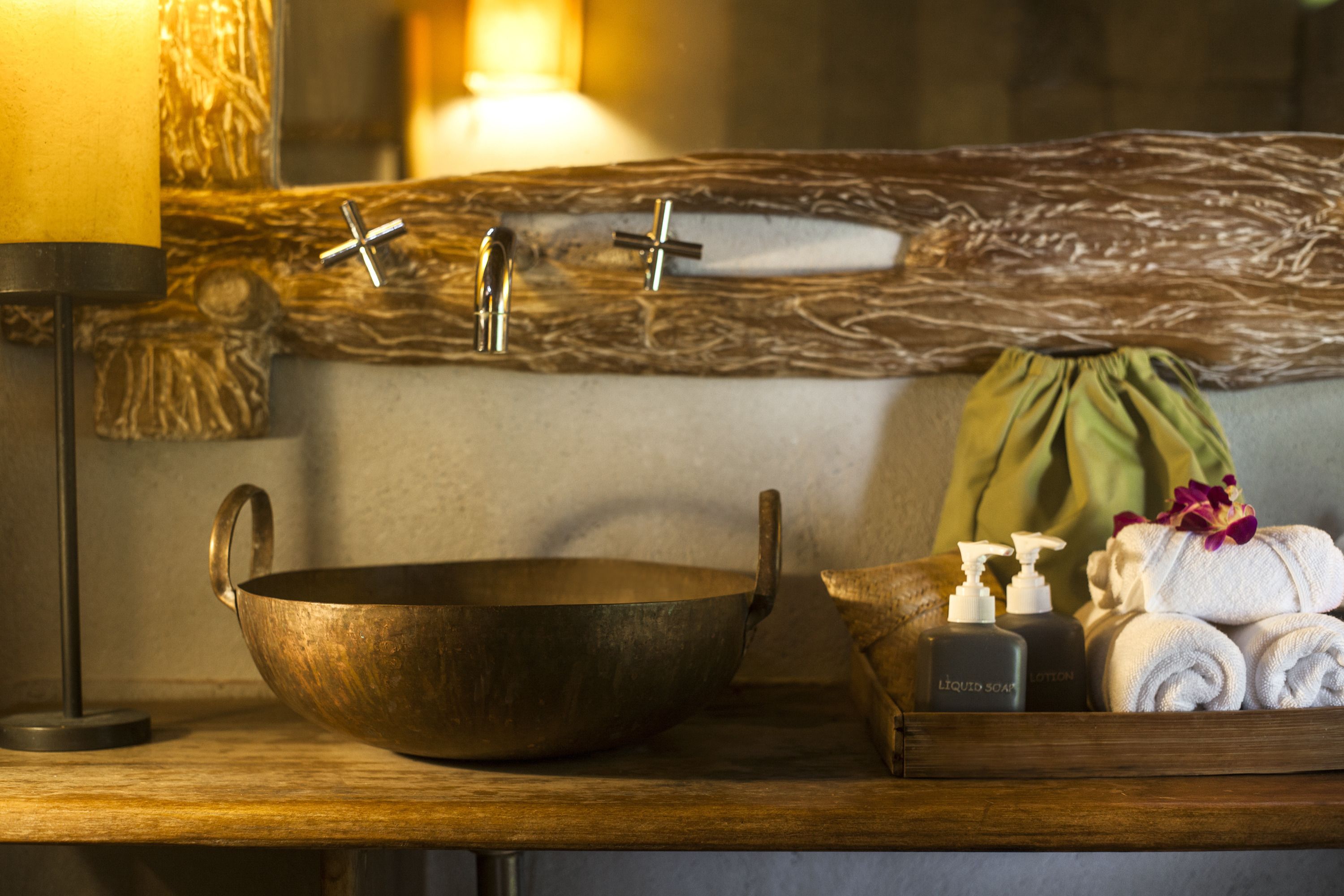 standard room | bathroom sink