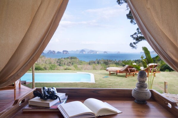 Panorama Tented Pool Villas | Vista do quarto
