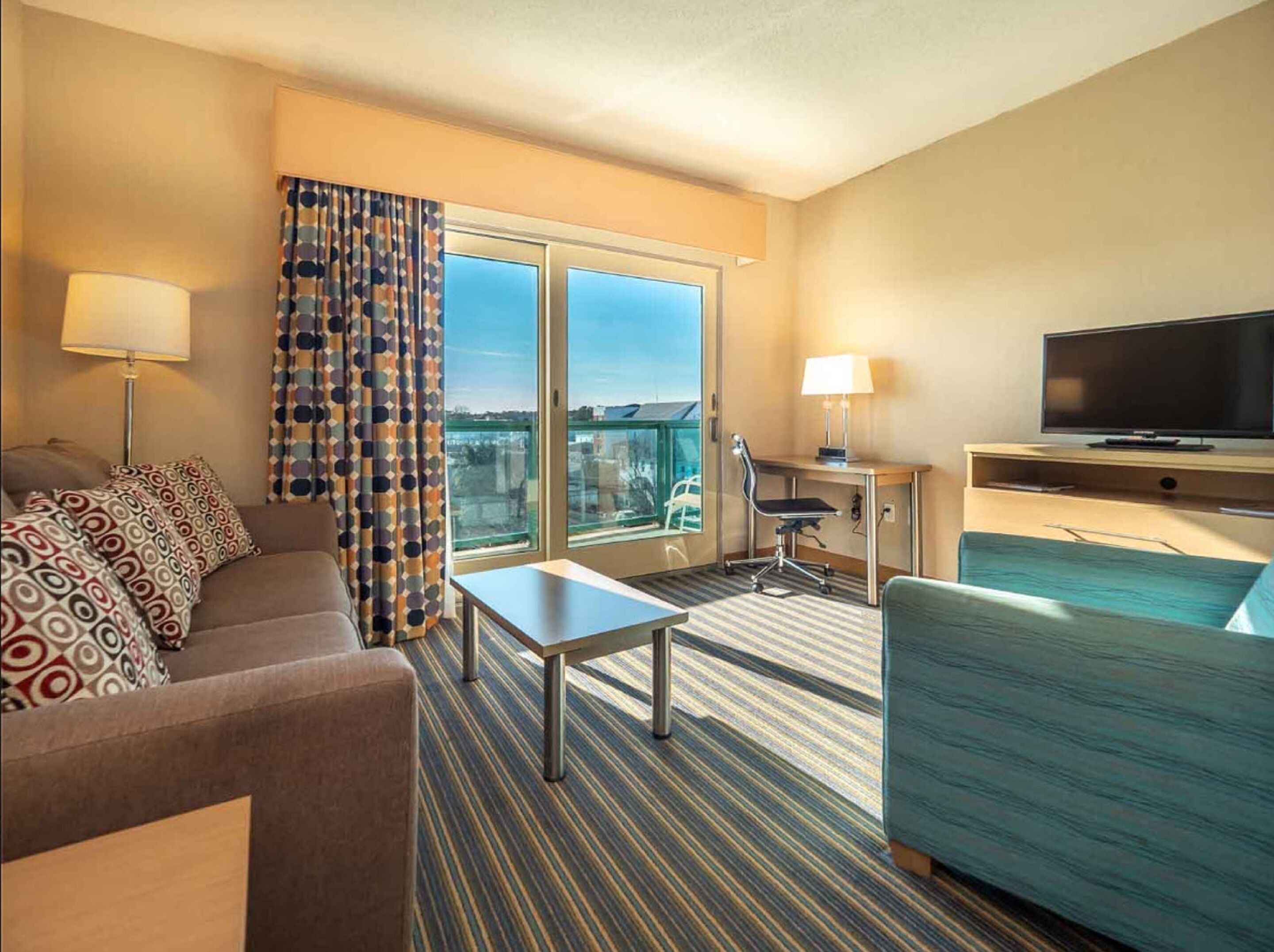 Atlantic Sands Hotel & Conference Center