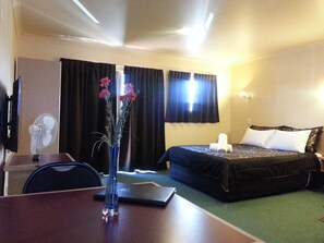 Studio, poreamme | Työpöytä, pimennysverhot, silitysrauta/-lauta, ilmainen Wi-Fi