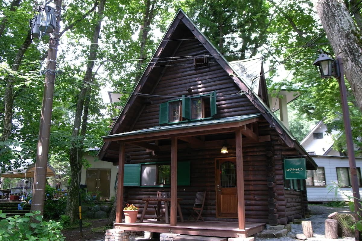Family Cabin, 1 Bedroom, Kitchen | In-room safe, desk, free WiFi, bed sheets