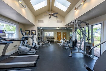 Fitness center at Legacy Vacation Resorts Palm Coast