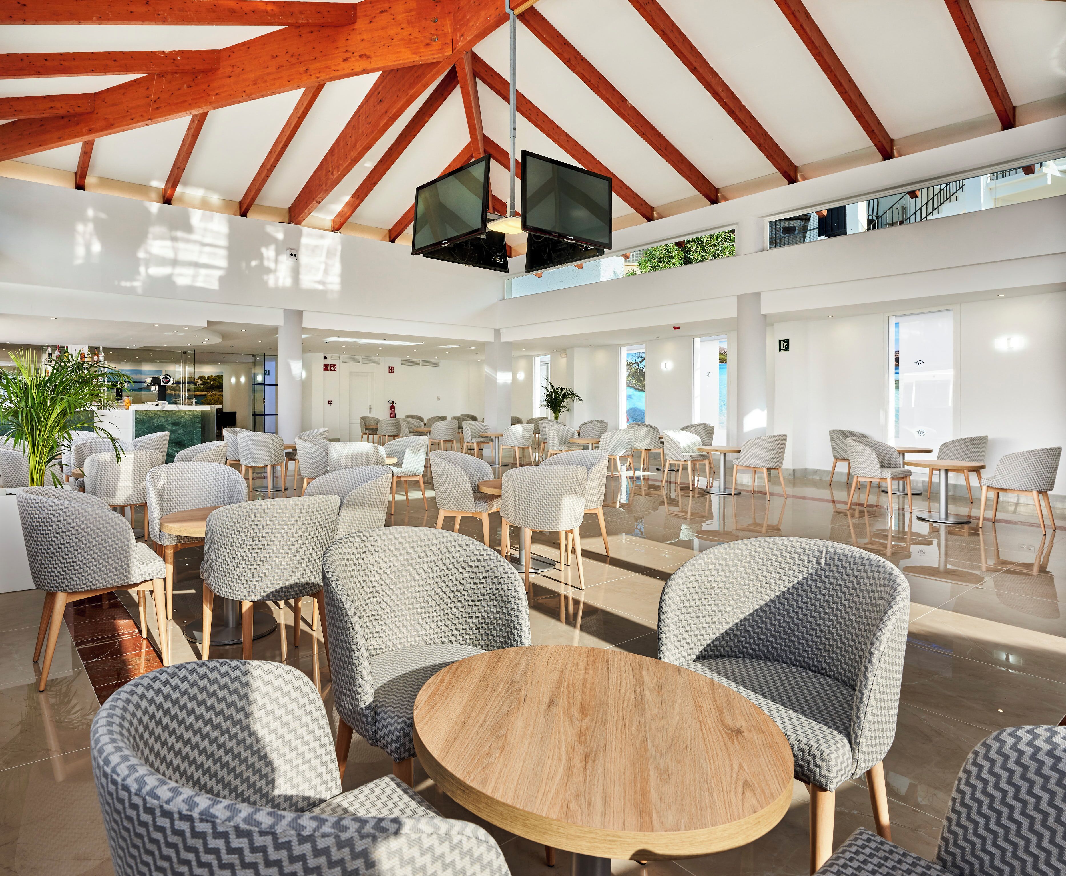 Photo - Globales Torrenova