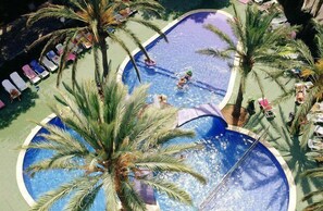 Outdoor pool - Río Mar Aparthotel (Muro)