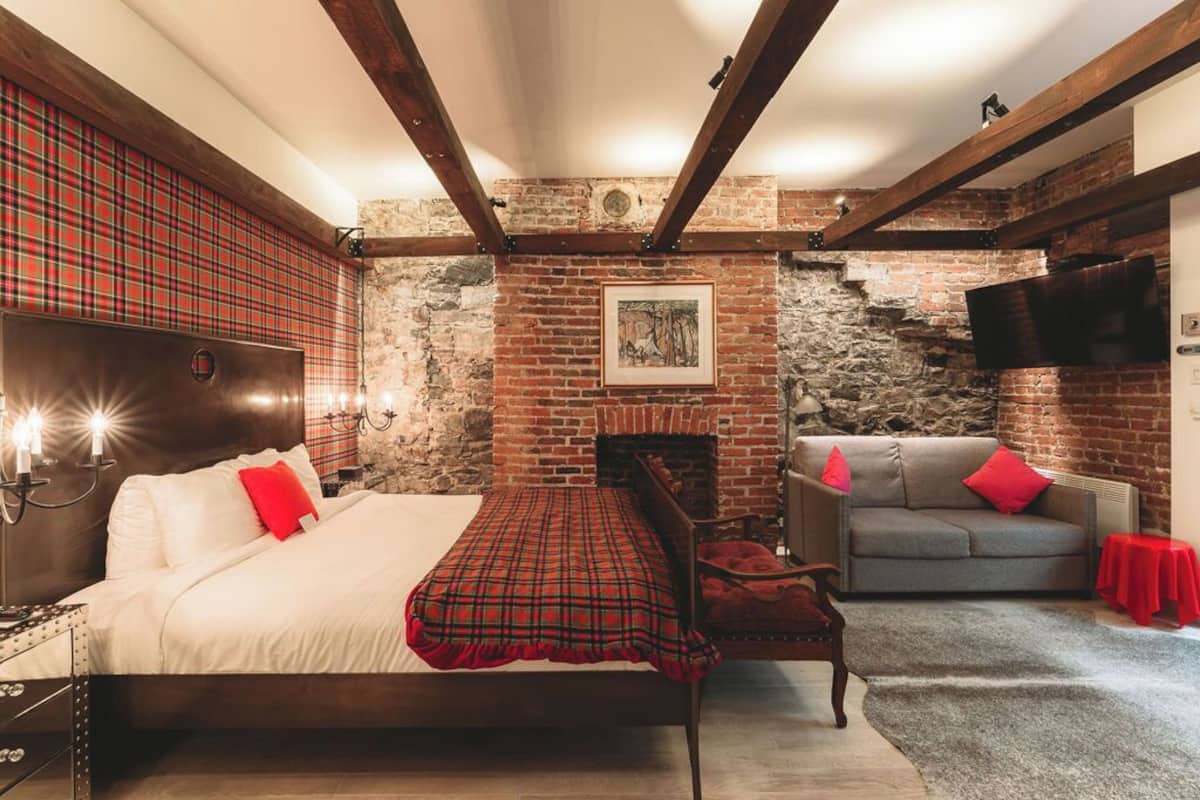 Signature Suite | Premium bedding, pillowtop beds, desk, blackout drapes