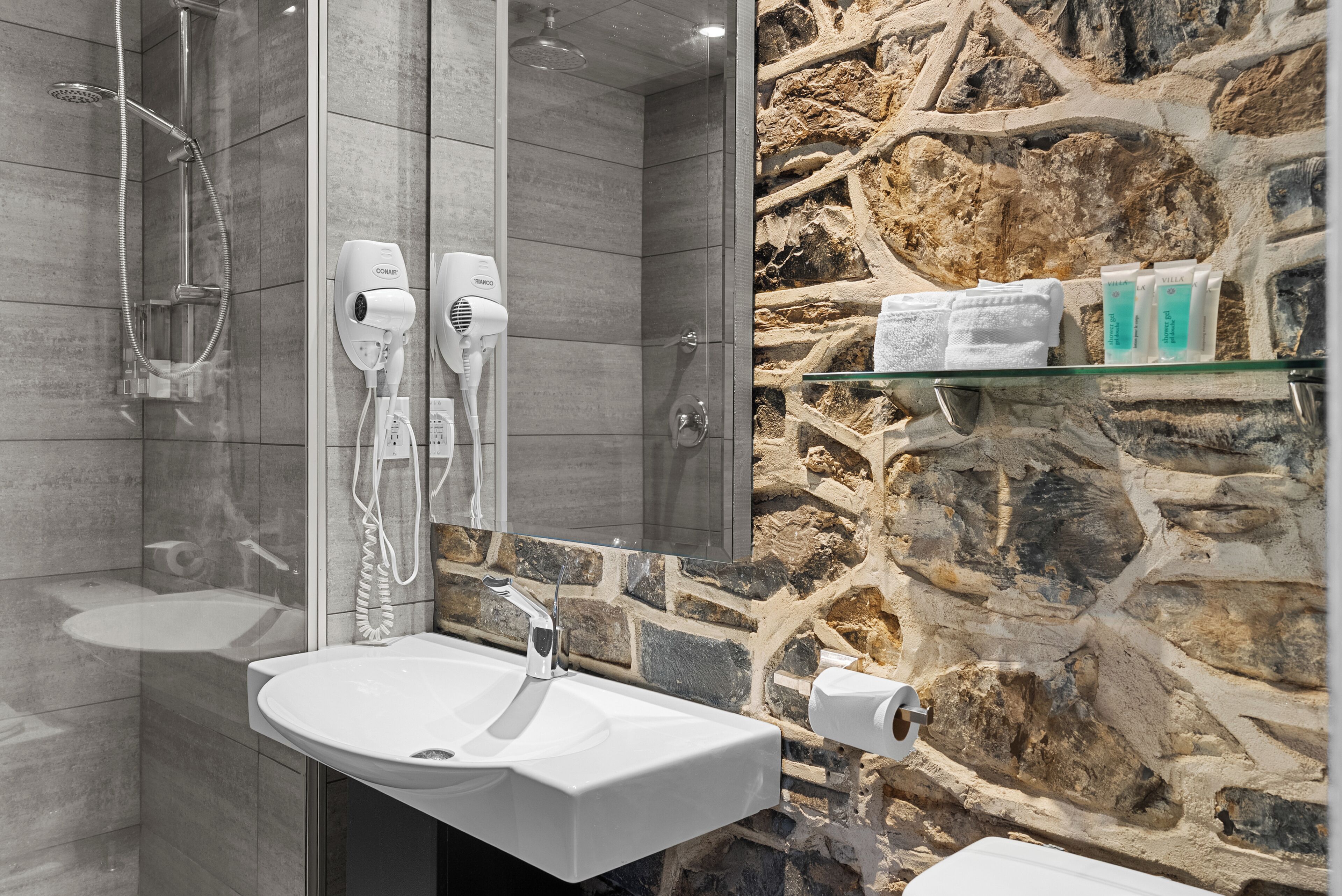 Foto - Auberge Place d'Armes - Par Aneyro