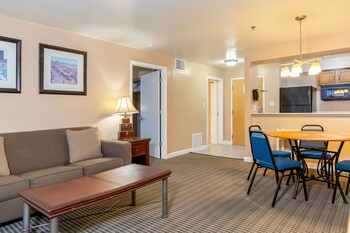 Premium Suite | Living area | 19-inch TV with cable channels at Legacy Vacation Resorts Brigantine Beach