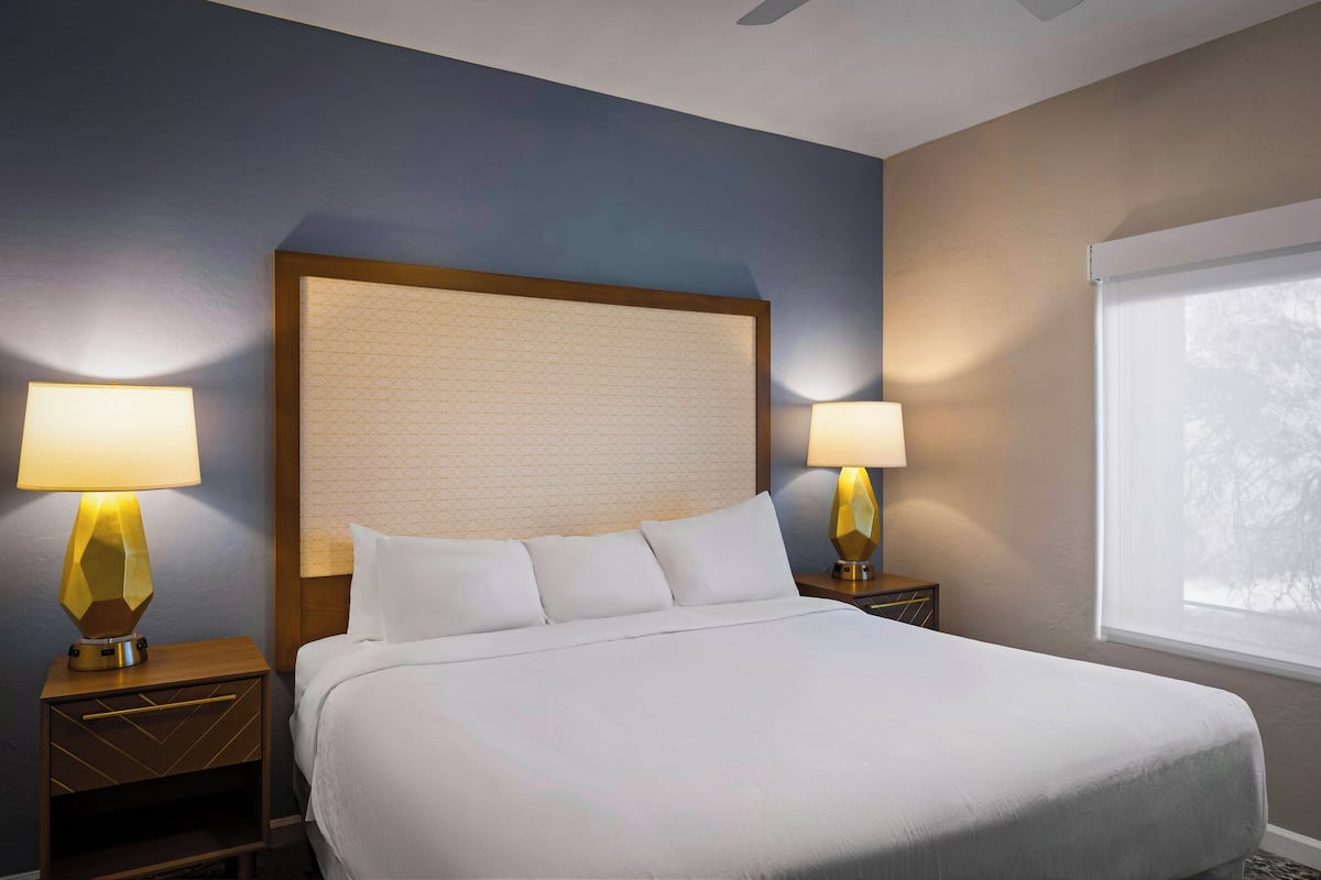Condo, 2 Bedrooms, Kitchen | 1 bedroom, iron/ironing board, WiFi, bed sheets