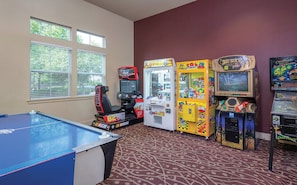 Game room - WorldMark Windsor (Windsor)