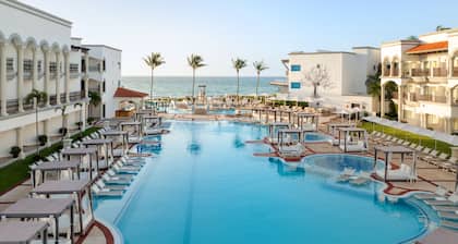 Hilton Playa del Carmen, an All-Inclusive Adult Only Resort