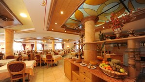 用餐