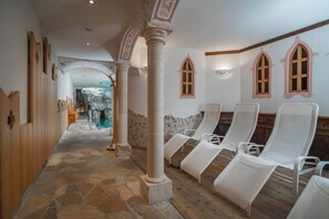 Sauna, Turkish bath, body treatments, body scrubs, facials