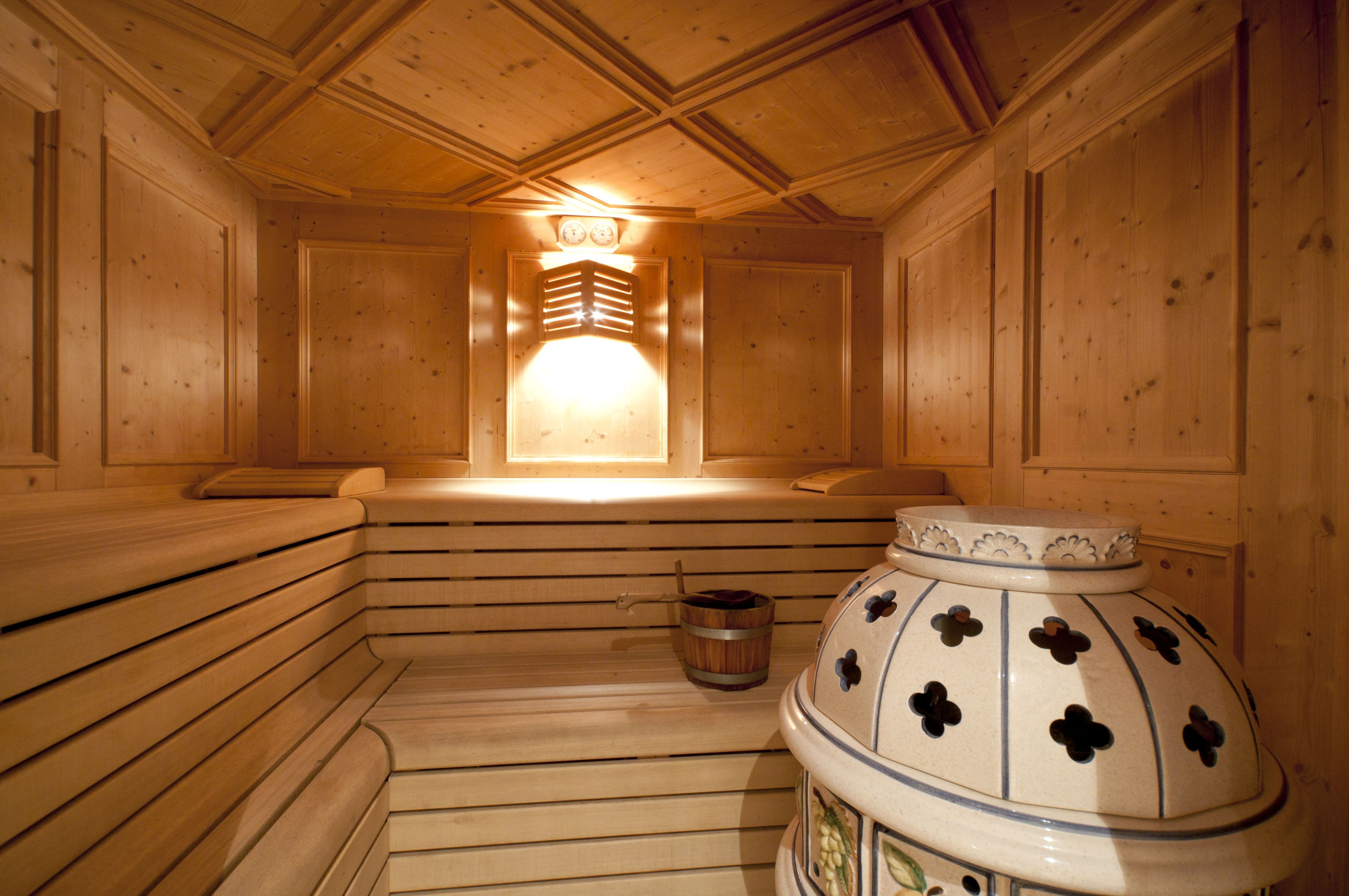 sauna, turkish bath/hammam, body treatments, body scrubs, facials