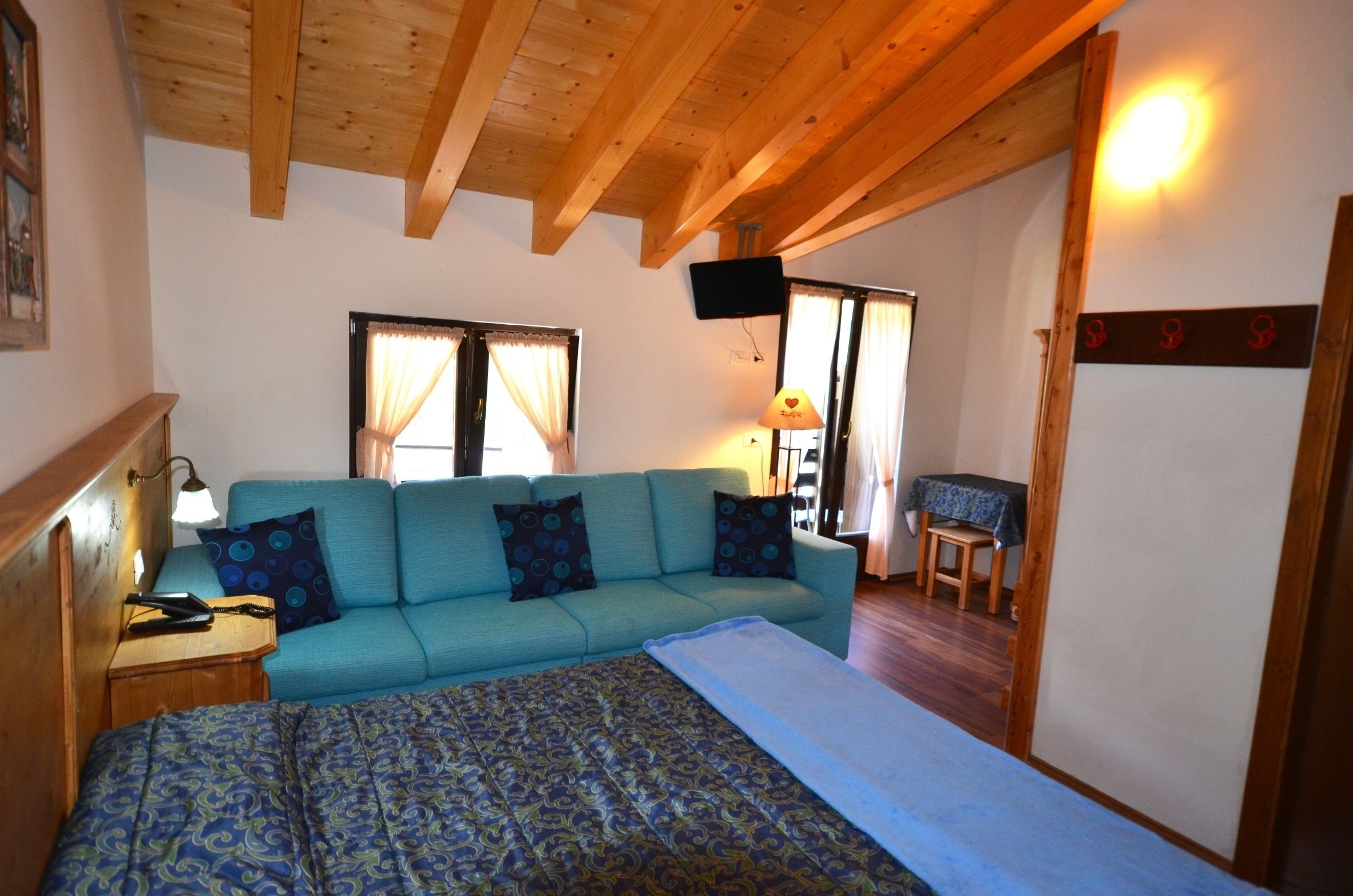 family room | frette italian sheets, premium bedding, down duvets, memory-foam beds