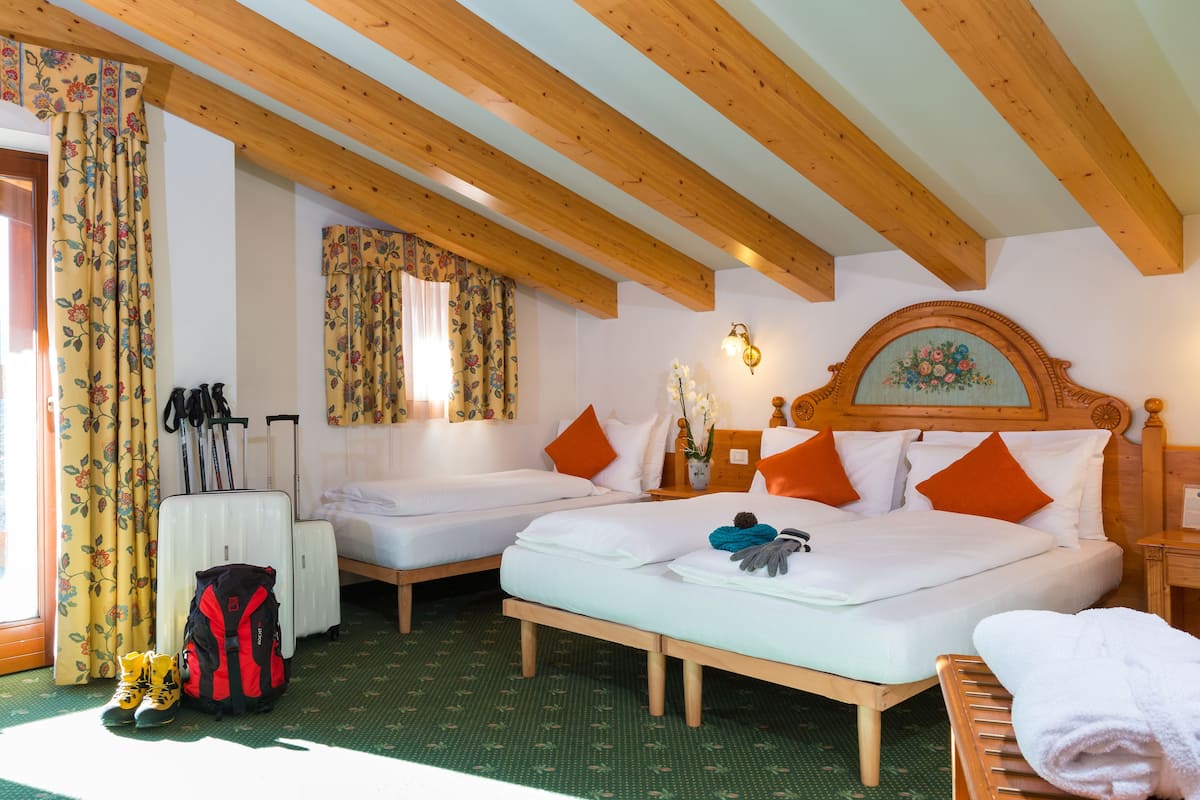Standard Quadruple Room