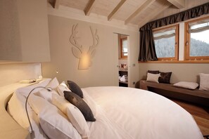 Suite monolocale Exclusive | Biancheria da letto di alta qualità, minibar, una cassaforte in camera