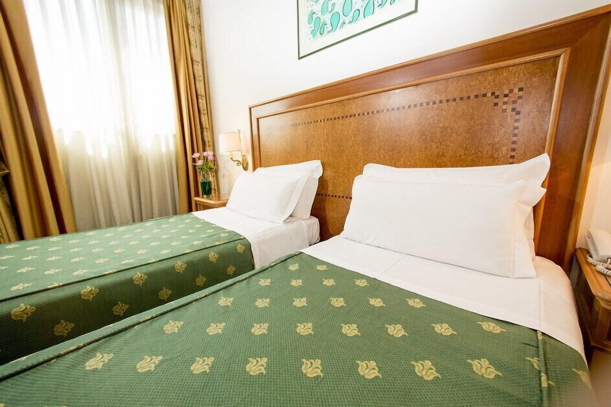 Minibar, in-room safe, desk, soundproofing