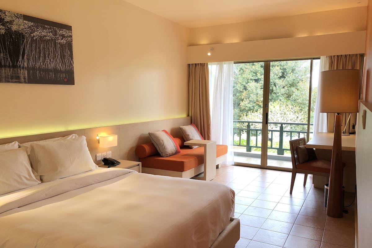 Quarto standard | Frigobar (abastecido com alguns itens grátis), cofres nos quartos