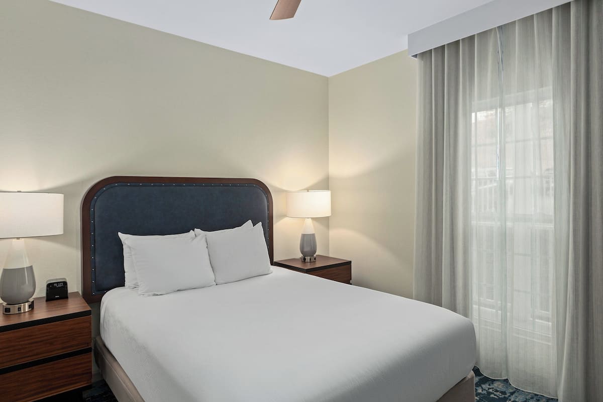 Condo Tiêu chuẩn, 3 phòng ngủ, không hút thuốc, bếp | Bàn ủi/dụng cụ ủi quần áo, truy cập Internet không dây (phụ phí)
