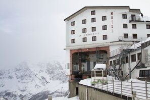 Exterior - Hotel Lo Stambecco (Valtournenche)