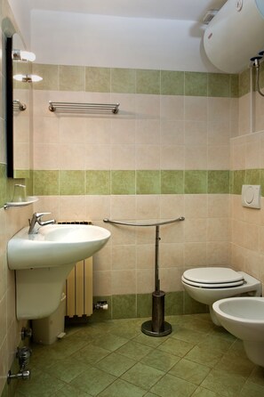 Bathroom - Residence Redivalle (Vermiglio)