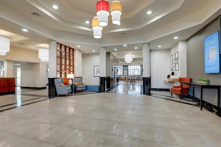 Lobby. Drury Inn & Suites Montgomery