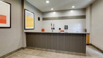 Lobby lounge