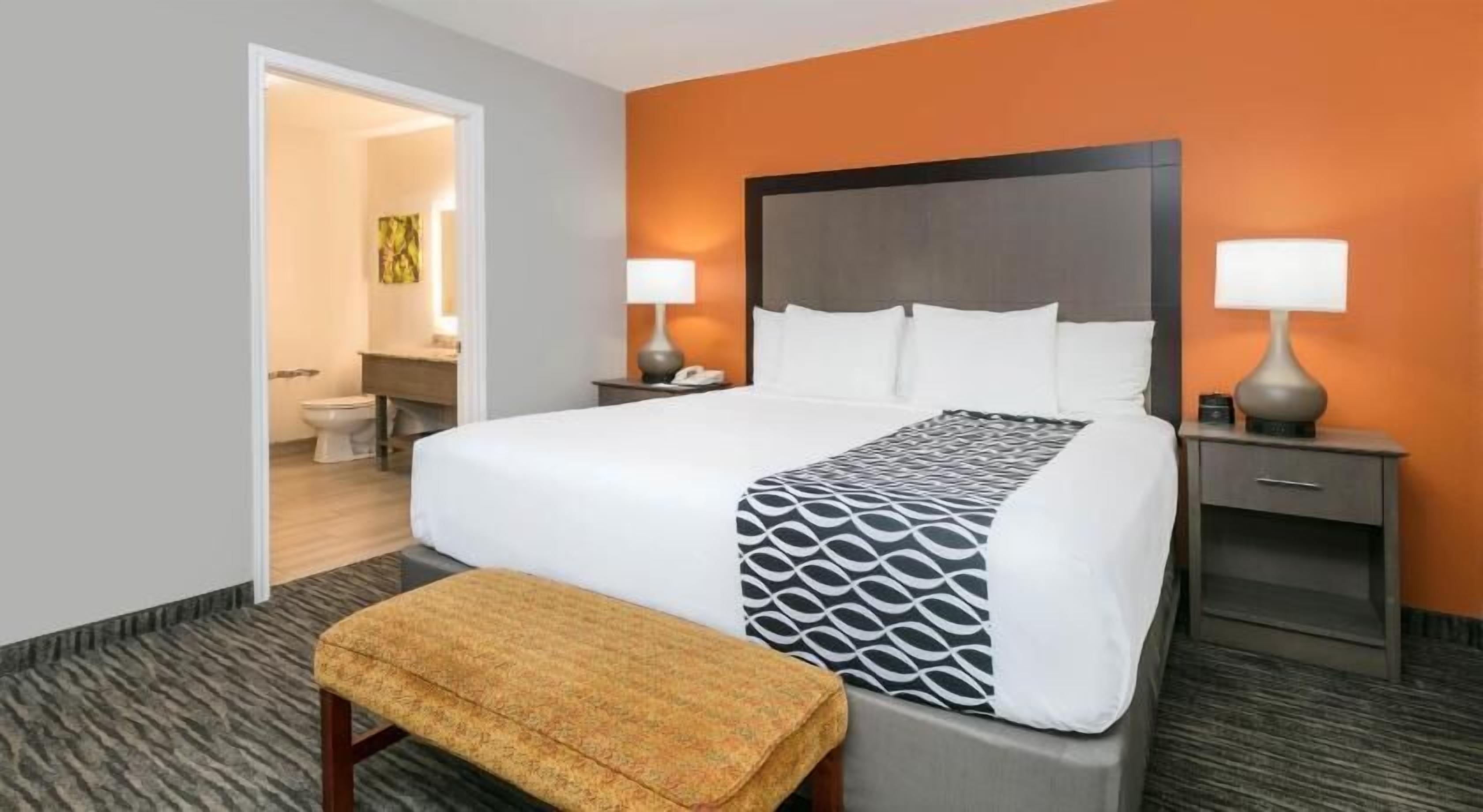 Ropa de cama de alta calidad y escritorio 