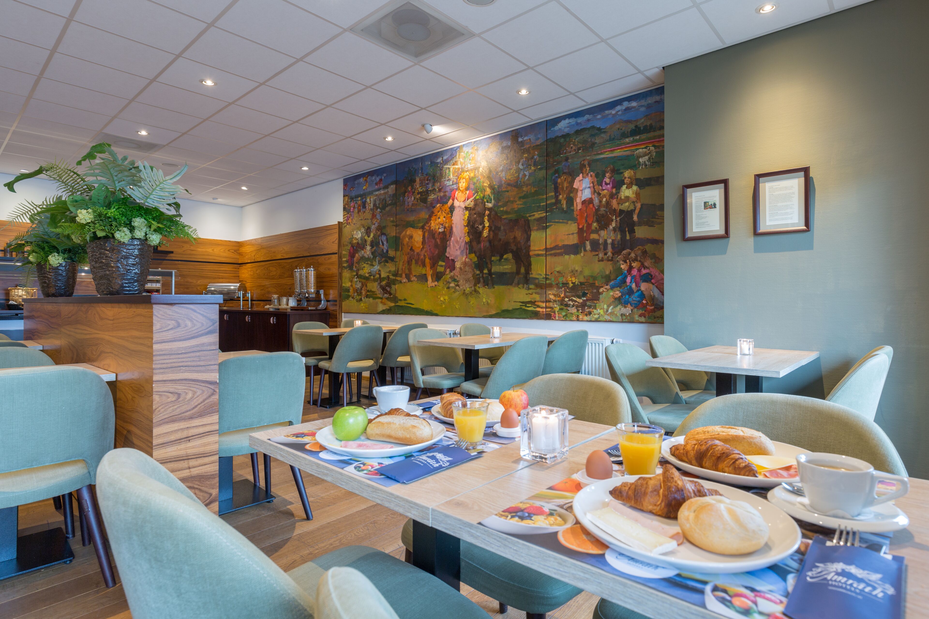 daily buffet breakfast (eur 20.50 per person)