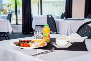 Dining - Harbour City Motel (Gladstone)