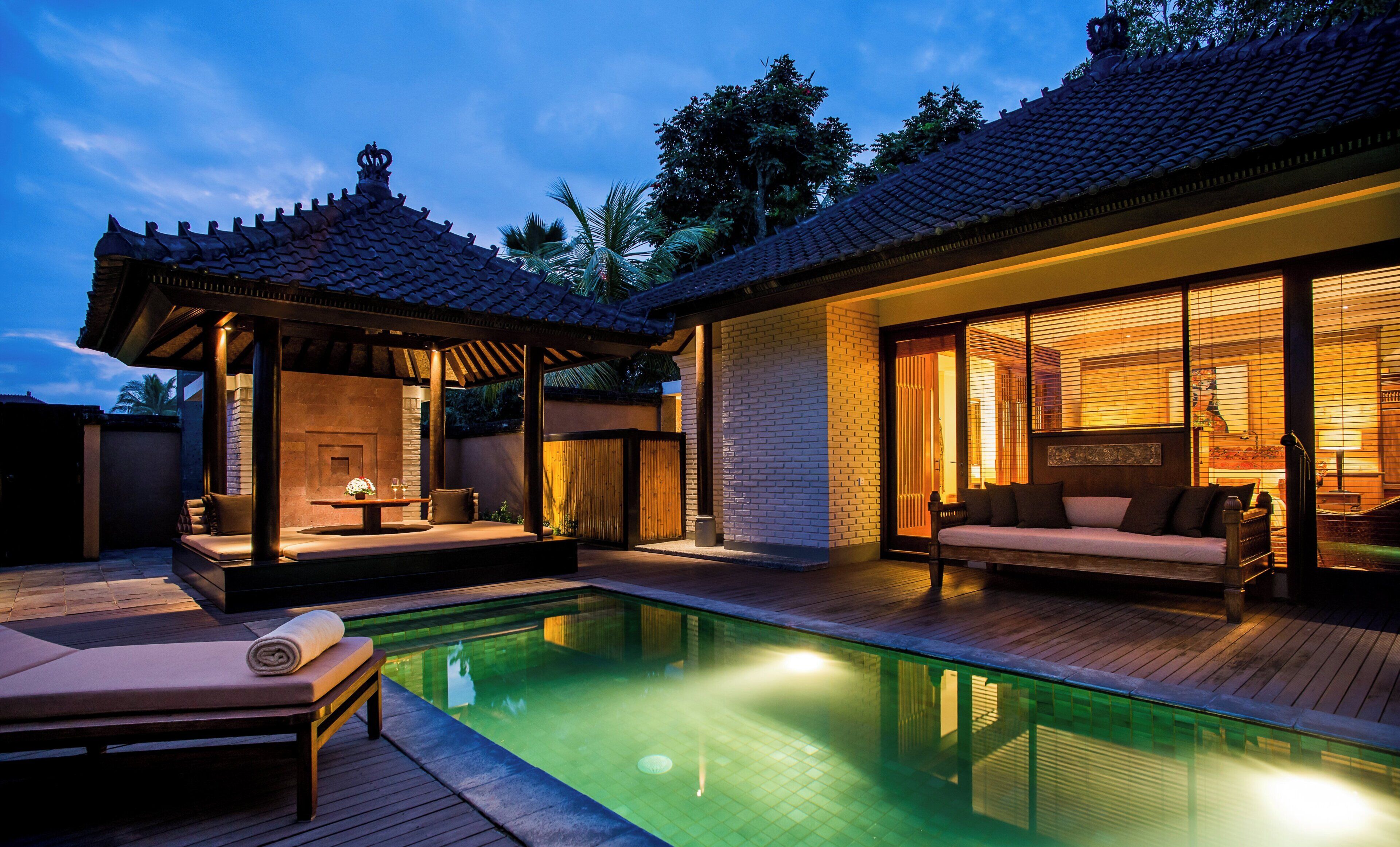Kolam renang pribadi