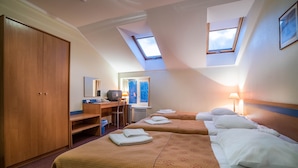 In-room safe, rollaway beds (surcharge), WiFi (free) - Mikotel Hotel (Vilnius)