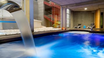 Sauna, bain à remous, soins corporels, soins d'hydrothérapie
