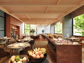 Daily buffet breakfast (EUR 22 per person) - Hotel Barcelona Princess (Barcelona)