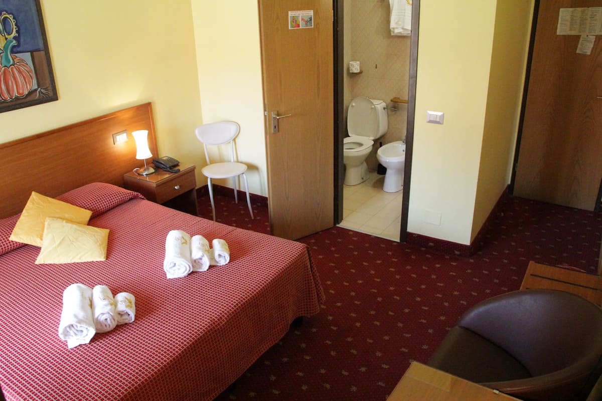 Standard-Doppelzimmer