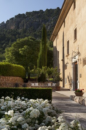 Entrée de l’hébergement