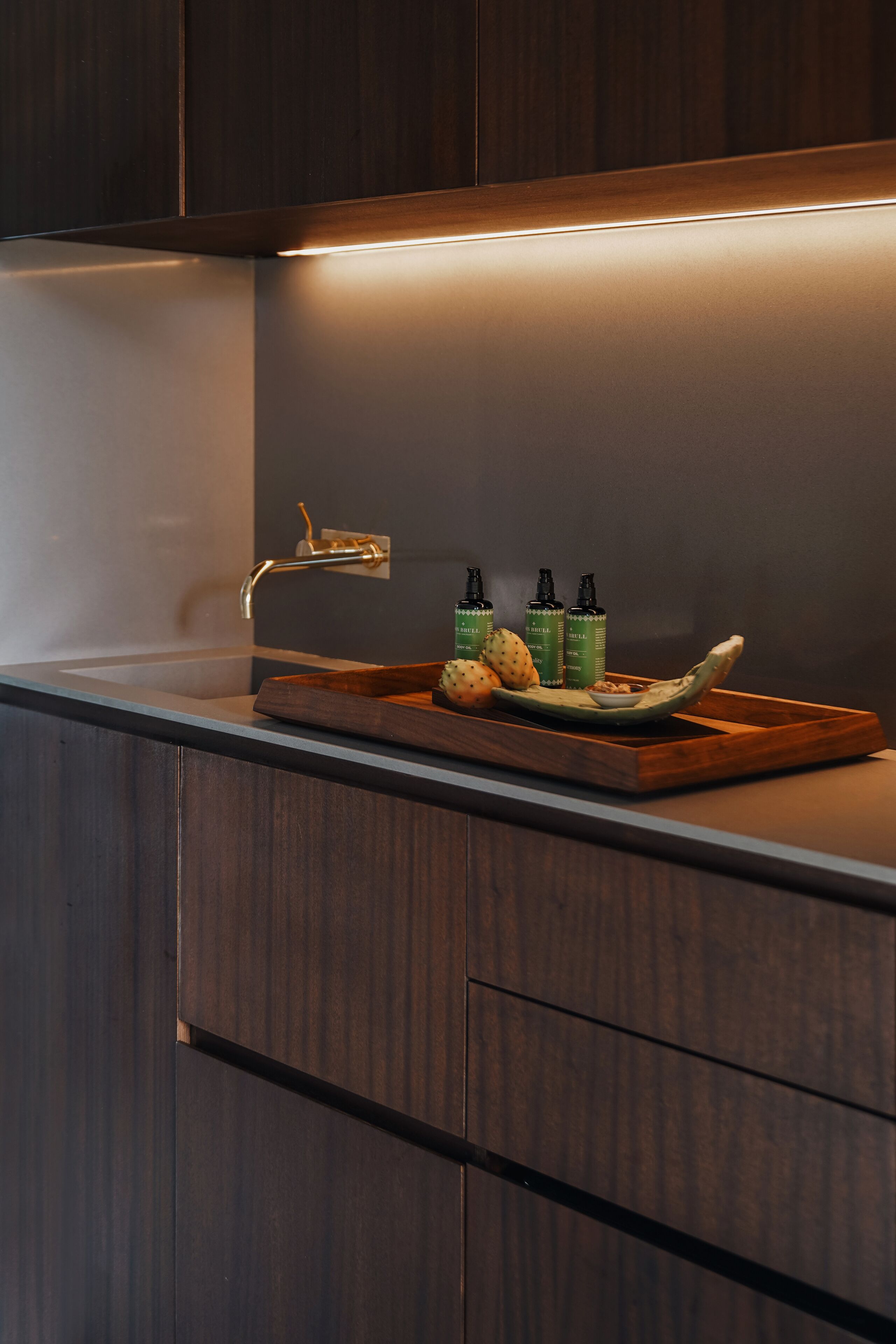 couples treatment room(s), sauna, hot tub, steam room