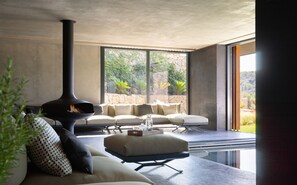 Couples treatment rooms, sauna, hot tub, steam room, Turkish bath