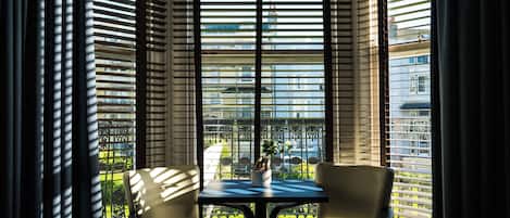 Doppelzimmer (Sea View) | Select-Comfort-Betten, Zimmersafe, Schreibtisch, Verdunkelungsvorhänge