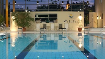 2 indoor pools, pool loungers