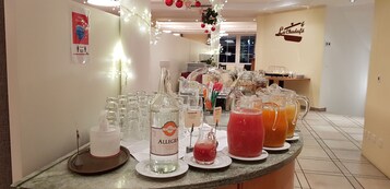 Free daily self-serve breakfast